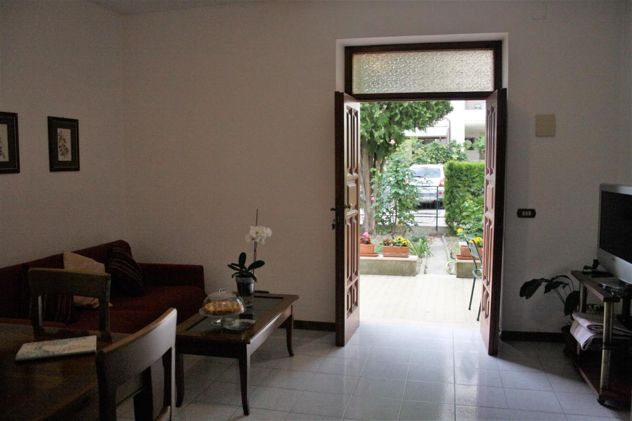 La Pinetina Villa เปสการา ภายนอก รูปภาพ